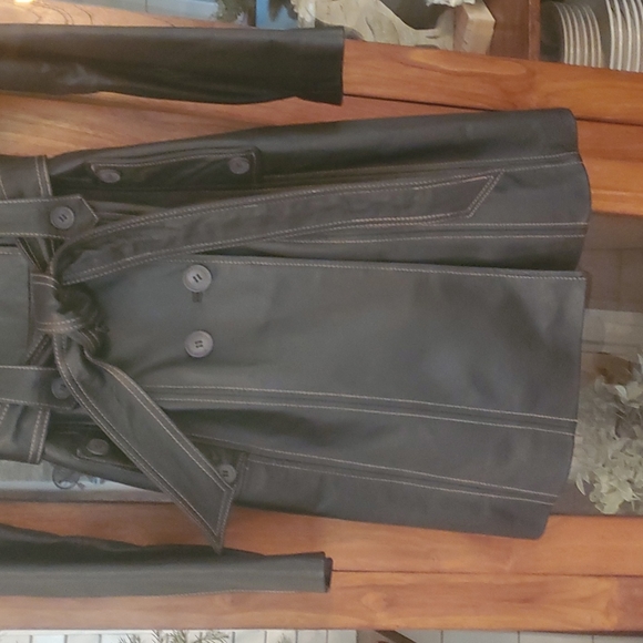 Issacmizrahilive black leather coat with tie belt size xs - Picture 5 of 7